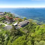 Fjordhuset * Broager