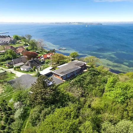 Fjordhuset Semesterbostad