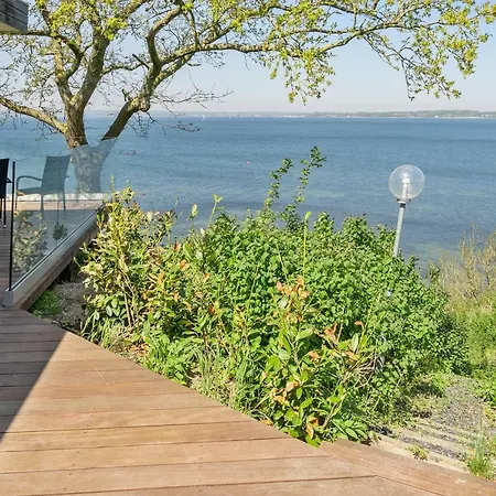 Fjordhuset * Broager