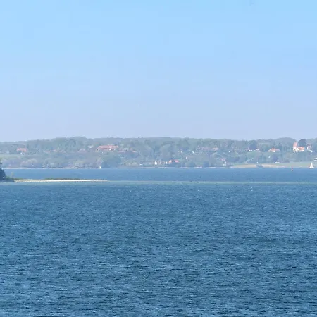 Fjordhuset * Broager